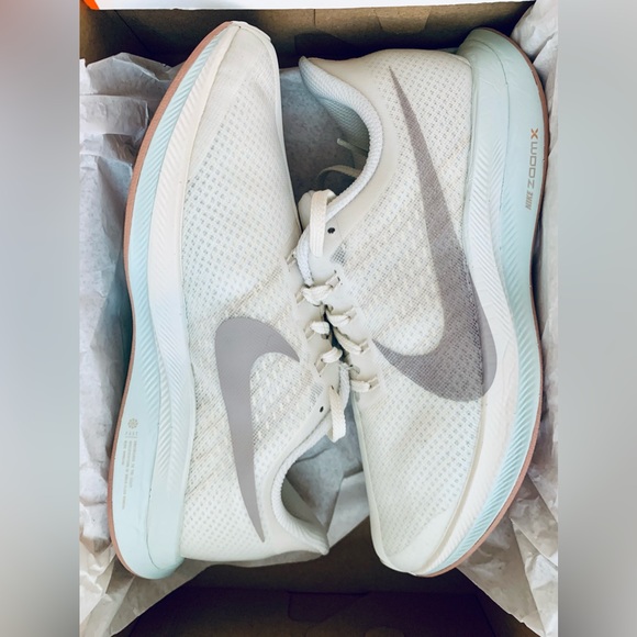 🔥SOLD!🔥 Nike Air Zoom Pegasus TURBO 35 Sail/Moon US 7.5 - Picture 2 of 8